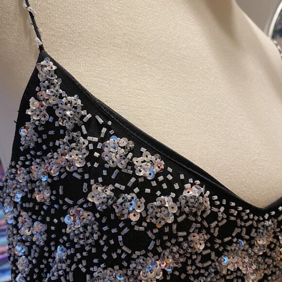 #37) Evening Gown: Siren’s Call - Picture 6 of 11